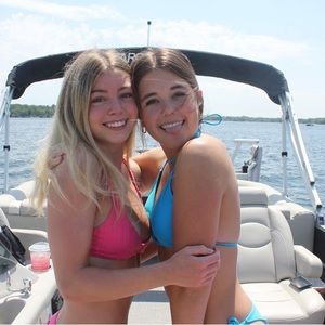 Meet your Posher, Georgia